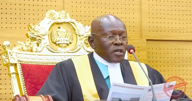 Speaker orders staff screening to remove “those who only come for money”